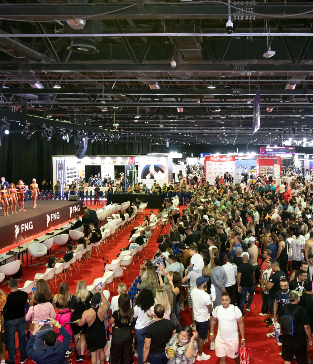 Crowd and exhibition floor at Dubai Muscle Show
